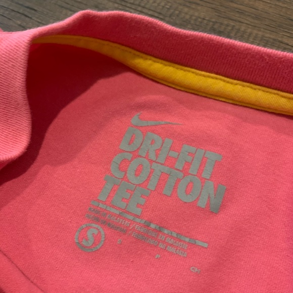 Nike Dri-Fit Livestrong Pink Tshirt (size S) - Picture 4 of 5